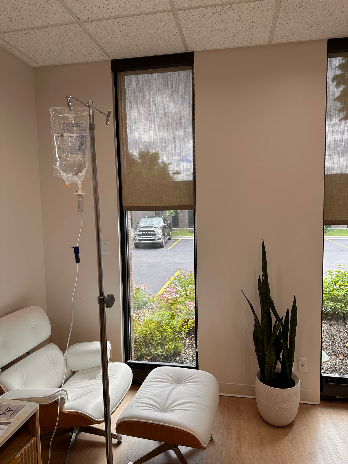 Clinician preparing an IV nutrient infusion